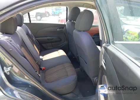 2013 Chevrolet Sonic Lt Auto z USA, uszkodzony, nr VIN 1G1JC5SH3D4148663